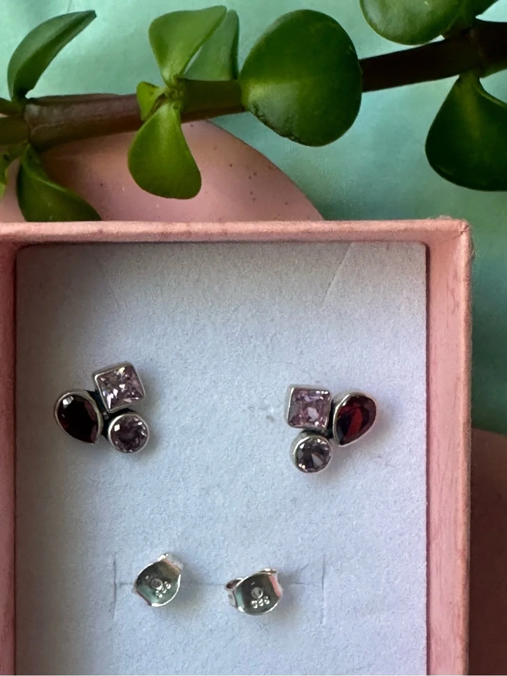 Silpada Sterling Silver 925 Pink and Garnet Trio Stud Earrings very small